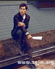 明星摩羯男,低调内敛的星光闪耀