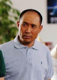 演员邓龙,影视界多面手，演绎人生百态