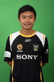 高雷雷个人资料,足球场上的璀璨明星，从青训营到职业联赛的华丽蜕变